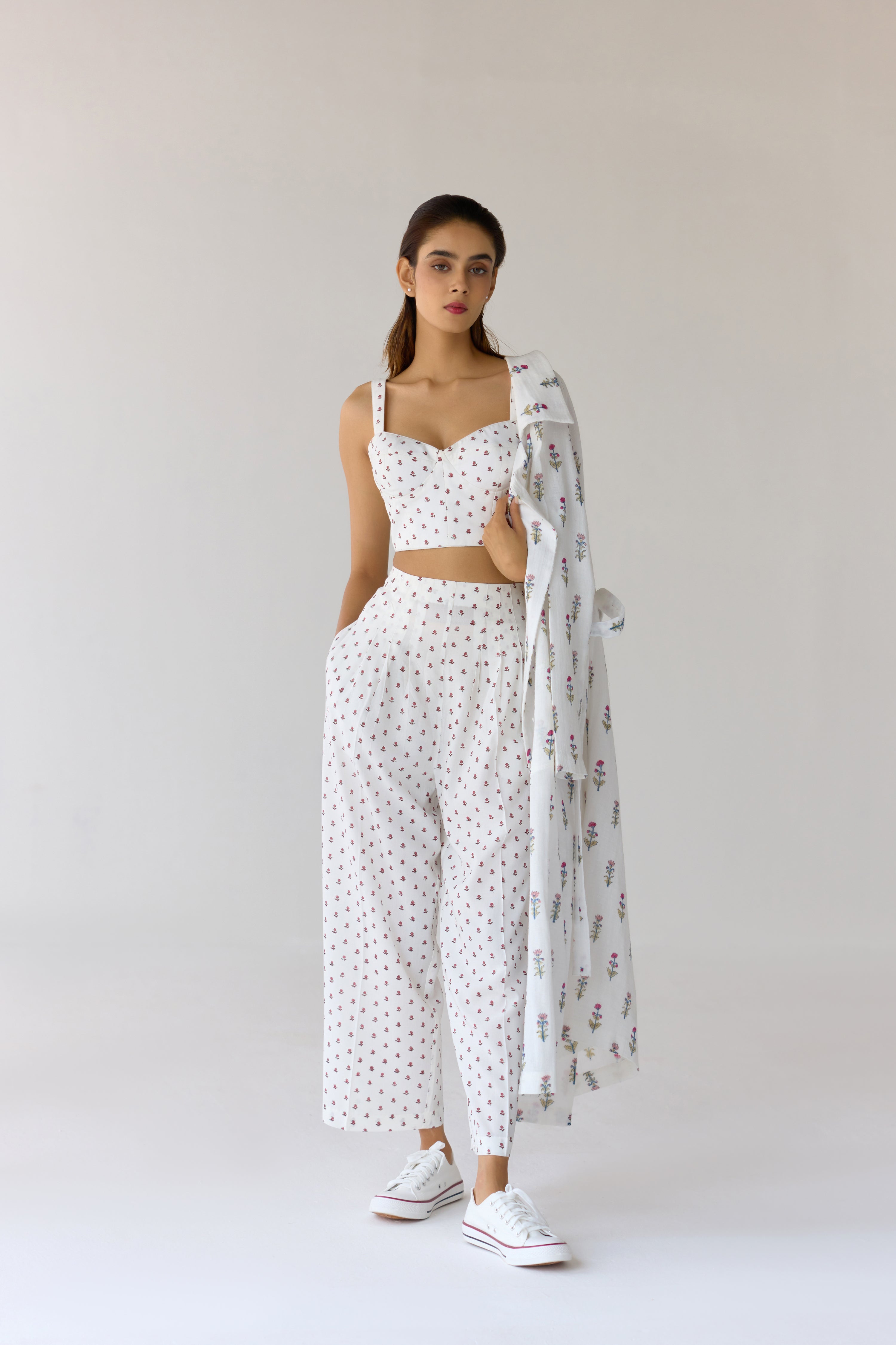 White Jacket Set - CNC206