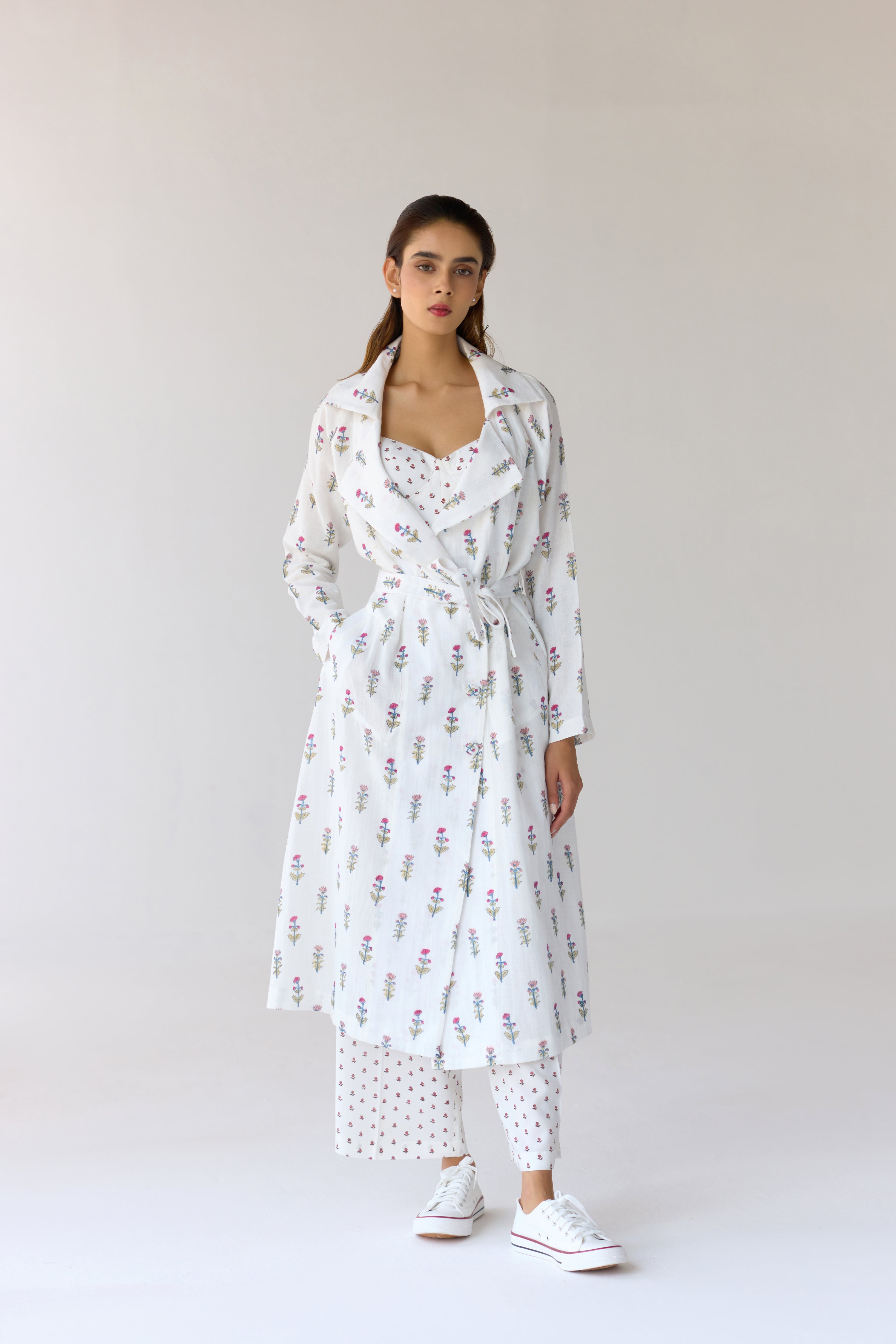 White Jacket Set - CNC206