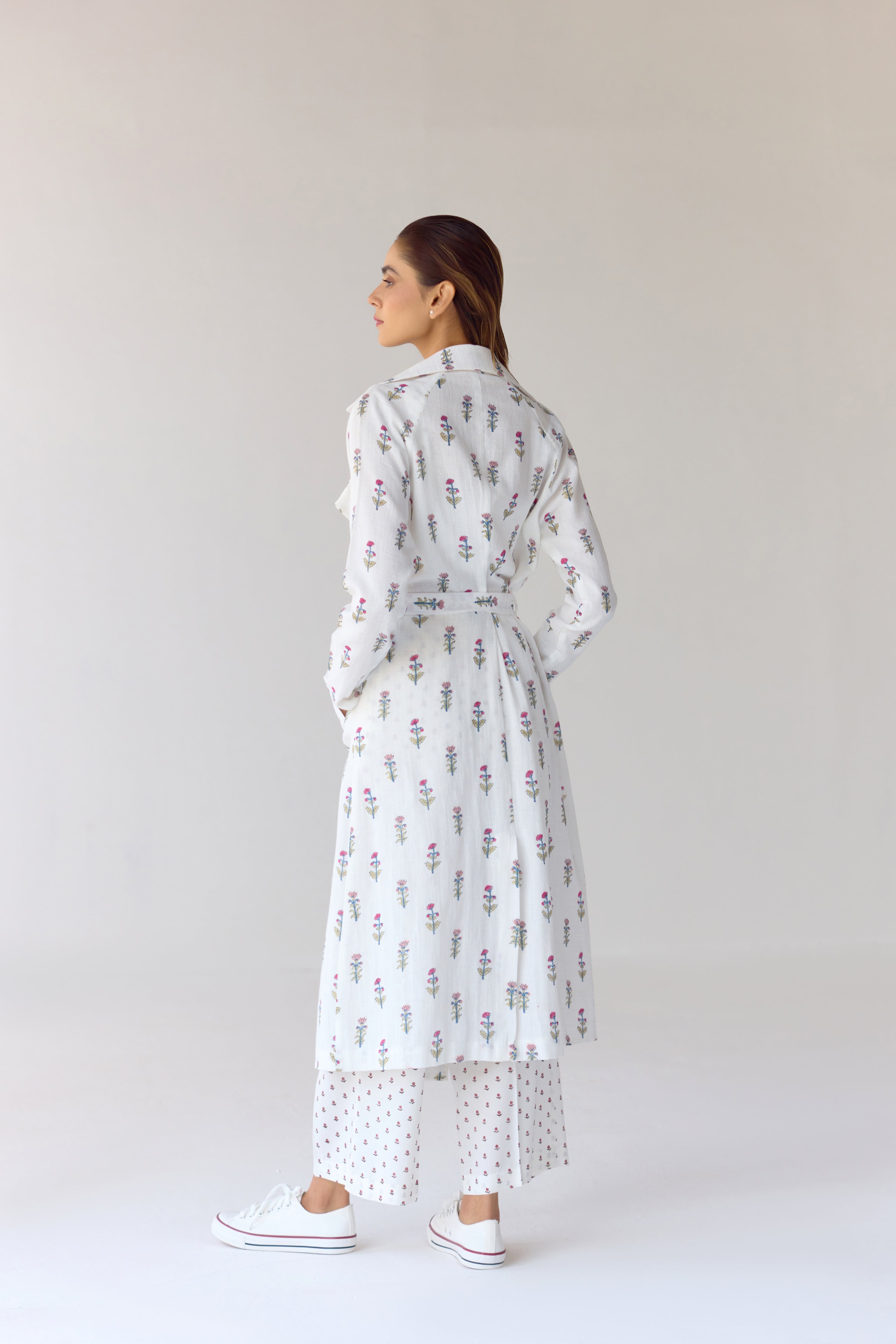 White Jacket Set - CNC206