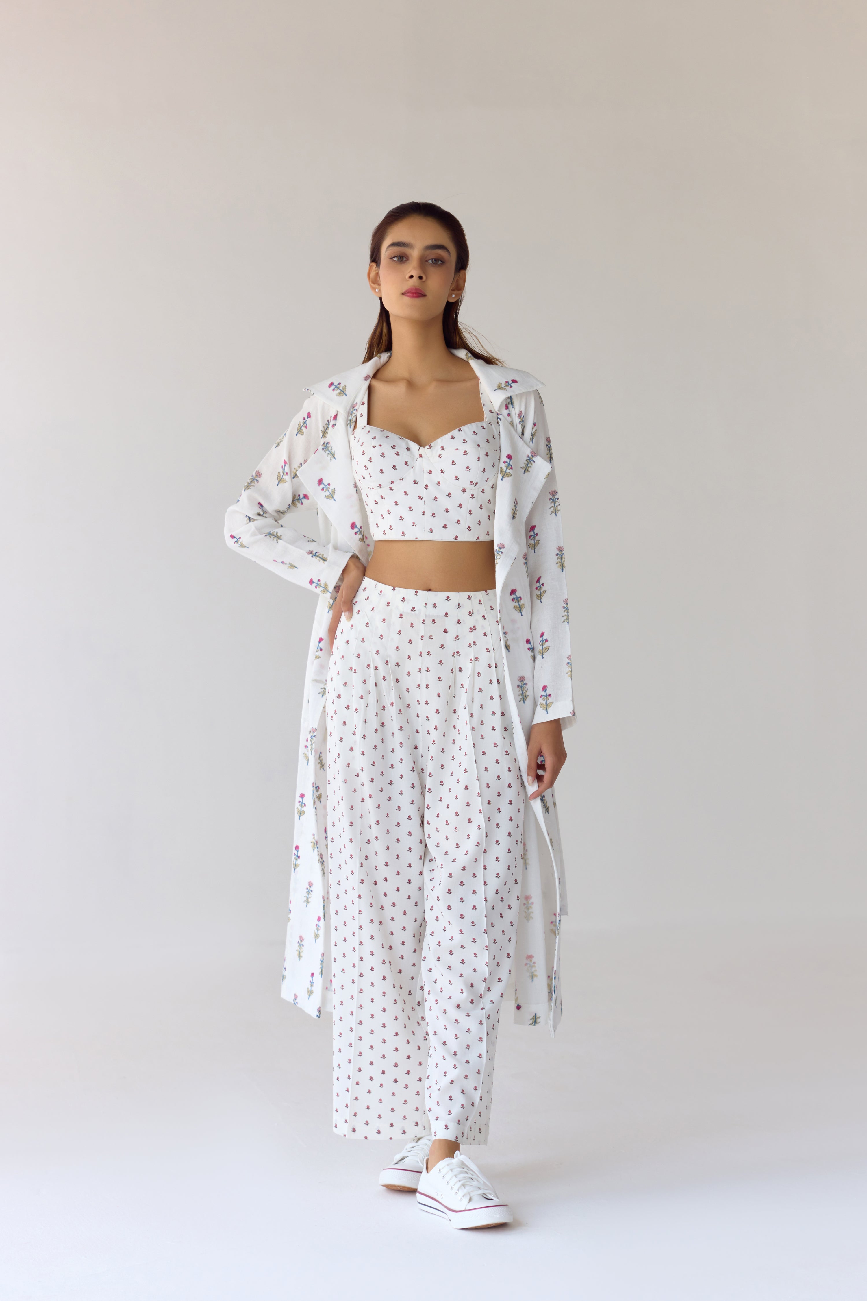 White Jacket Set - CNC206
