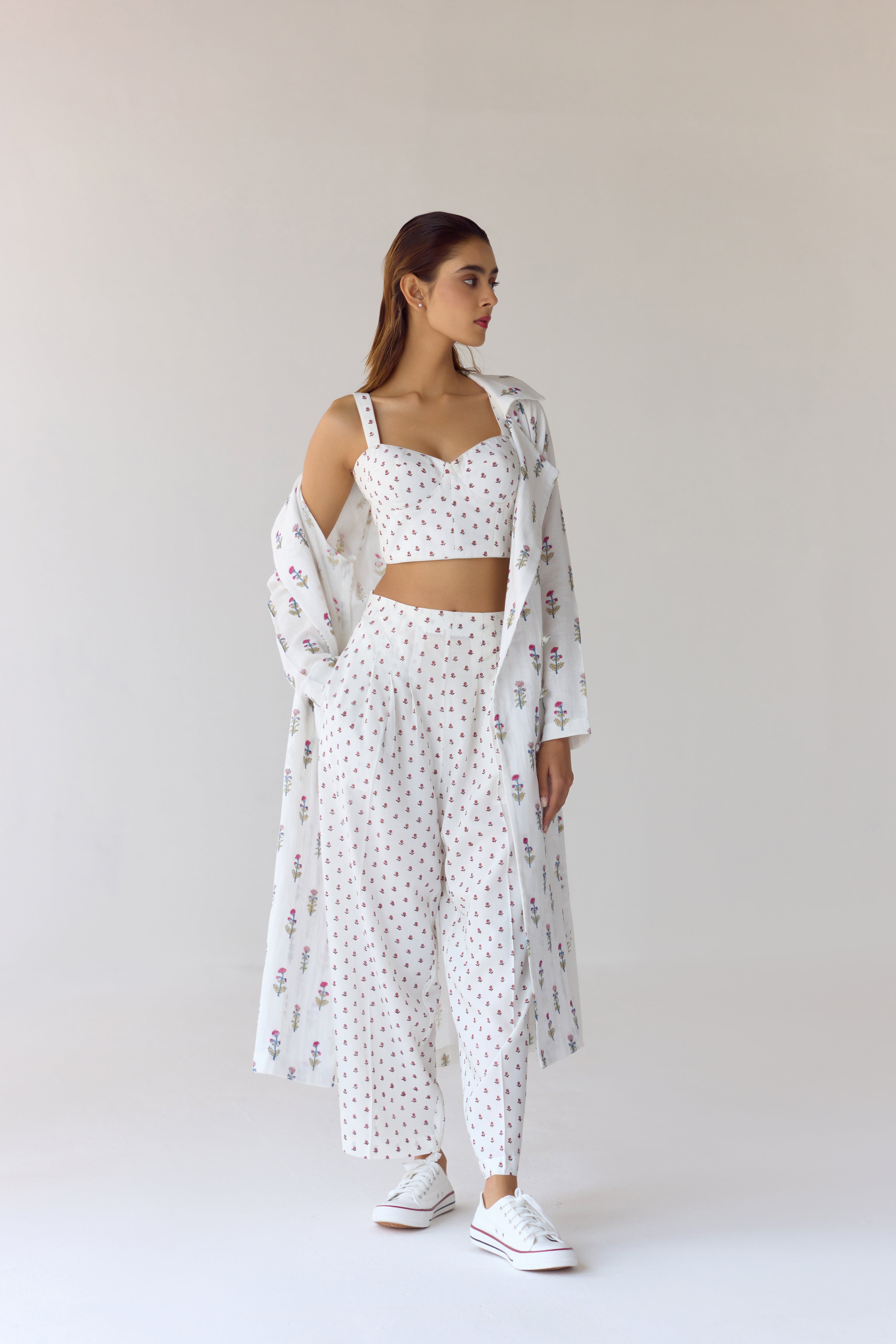 White Jacket Set - CNC206
