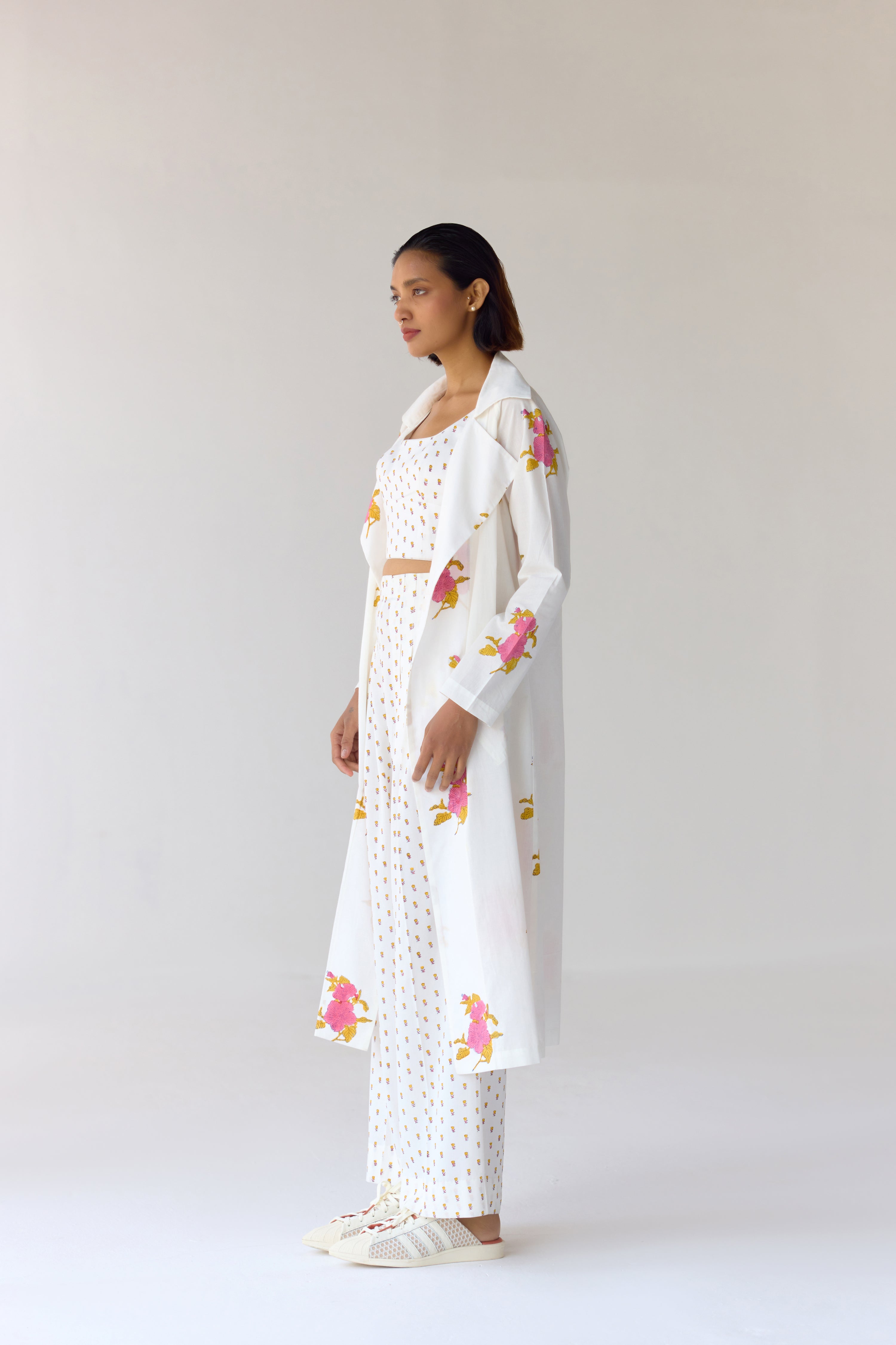 White Jacket Set - CNC207
