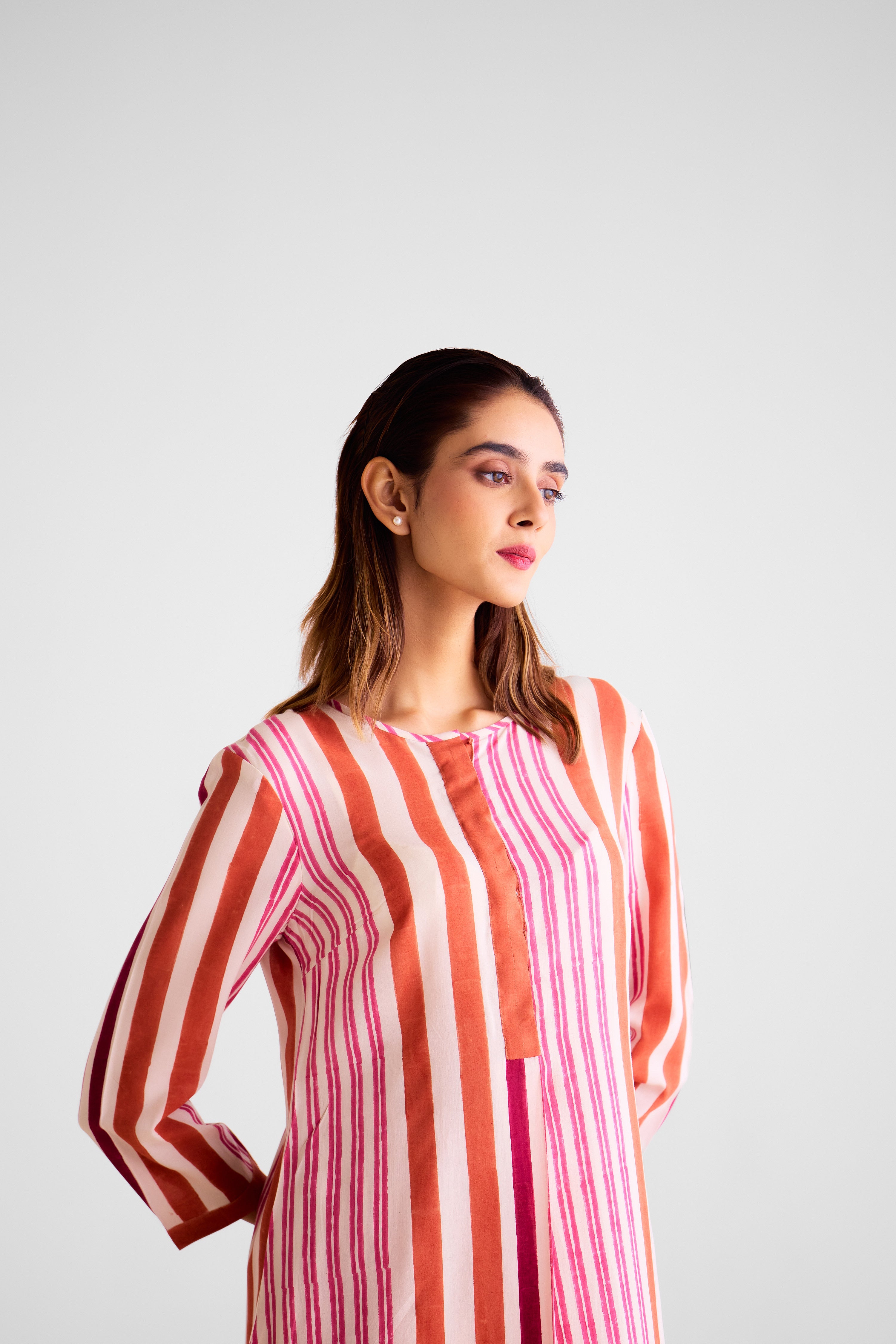 Coral - Off White Kurta & Trouser - CNC224