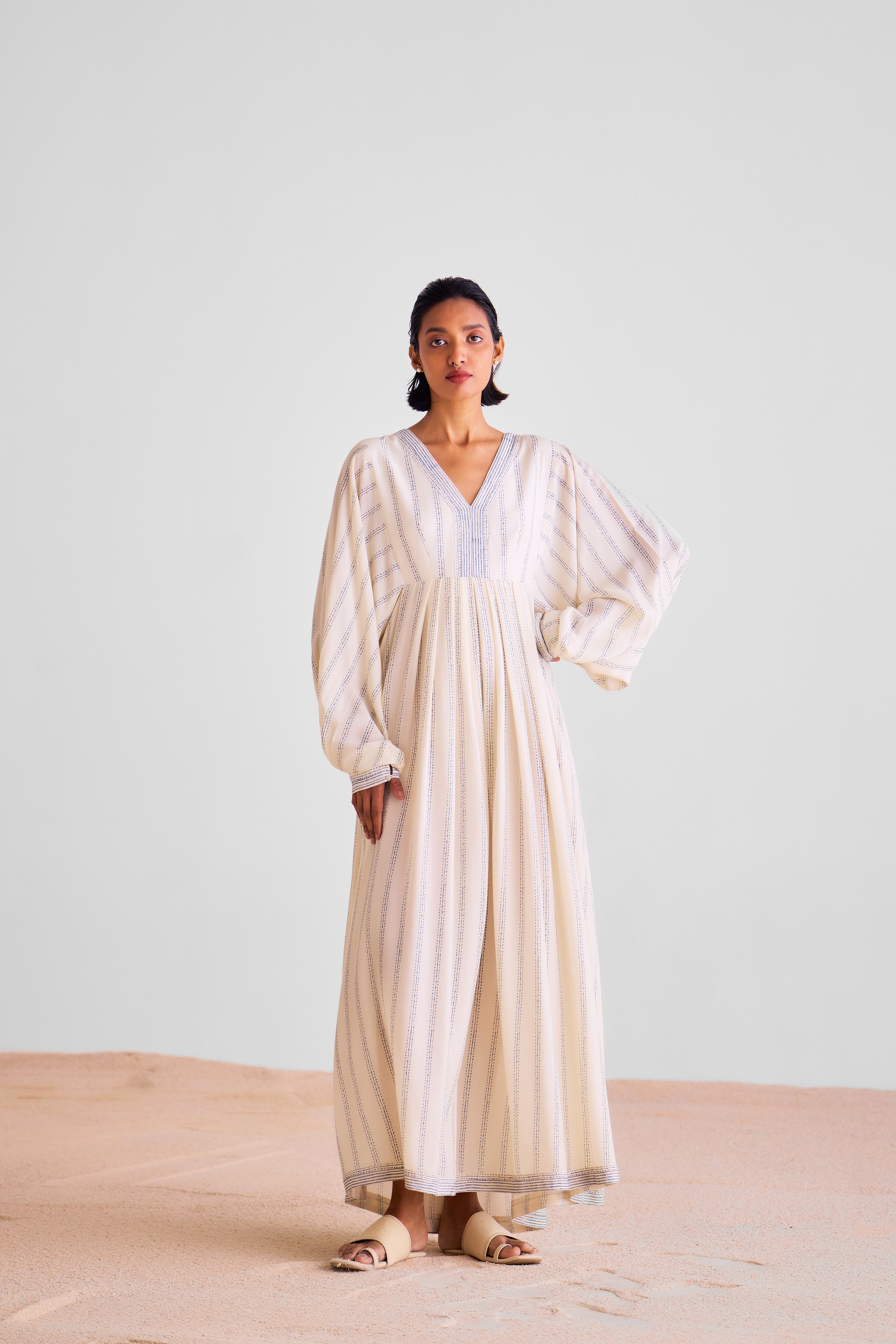 CNC226 - Off white kaftan with scarf set