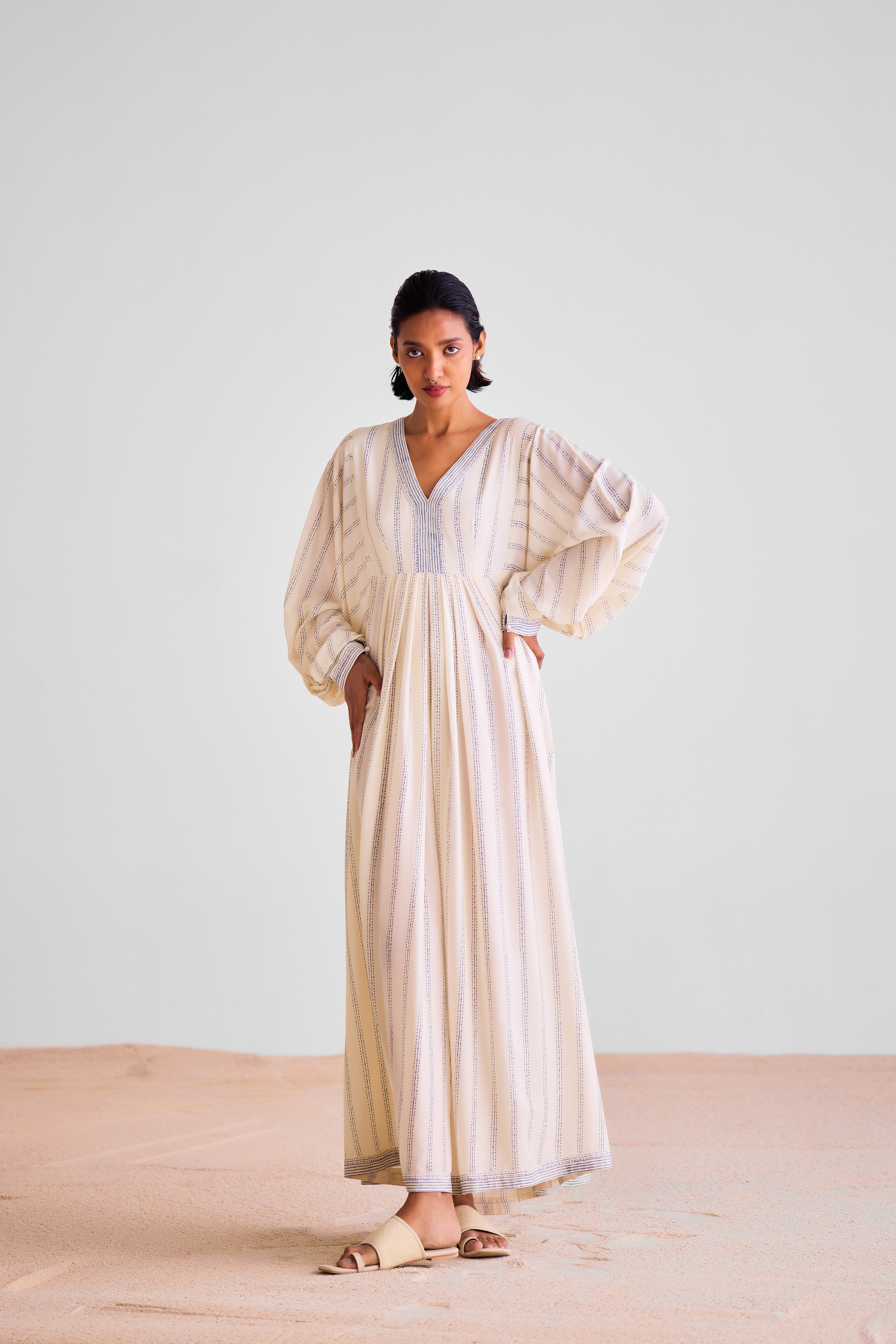 CNC226 - Off white kaftan with scarf set