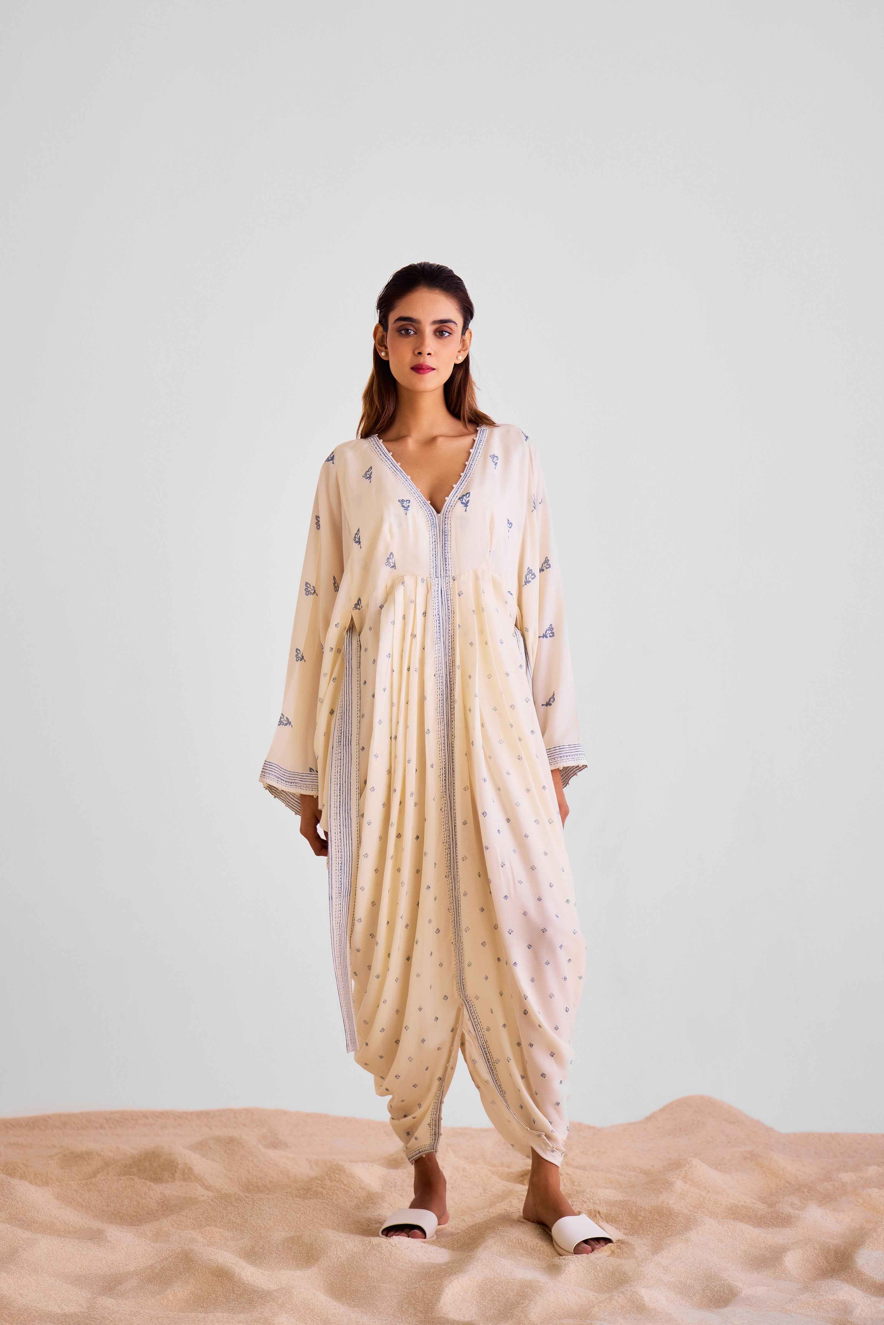 CNC228 - Off white kaftan with belt and scarf set
