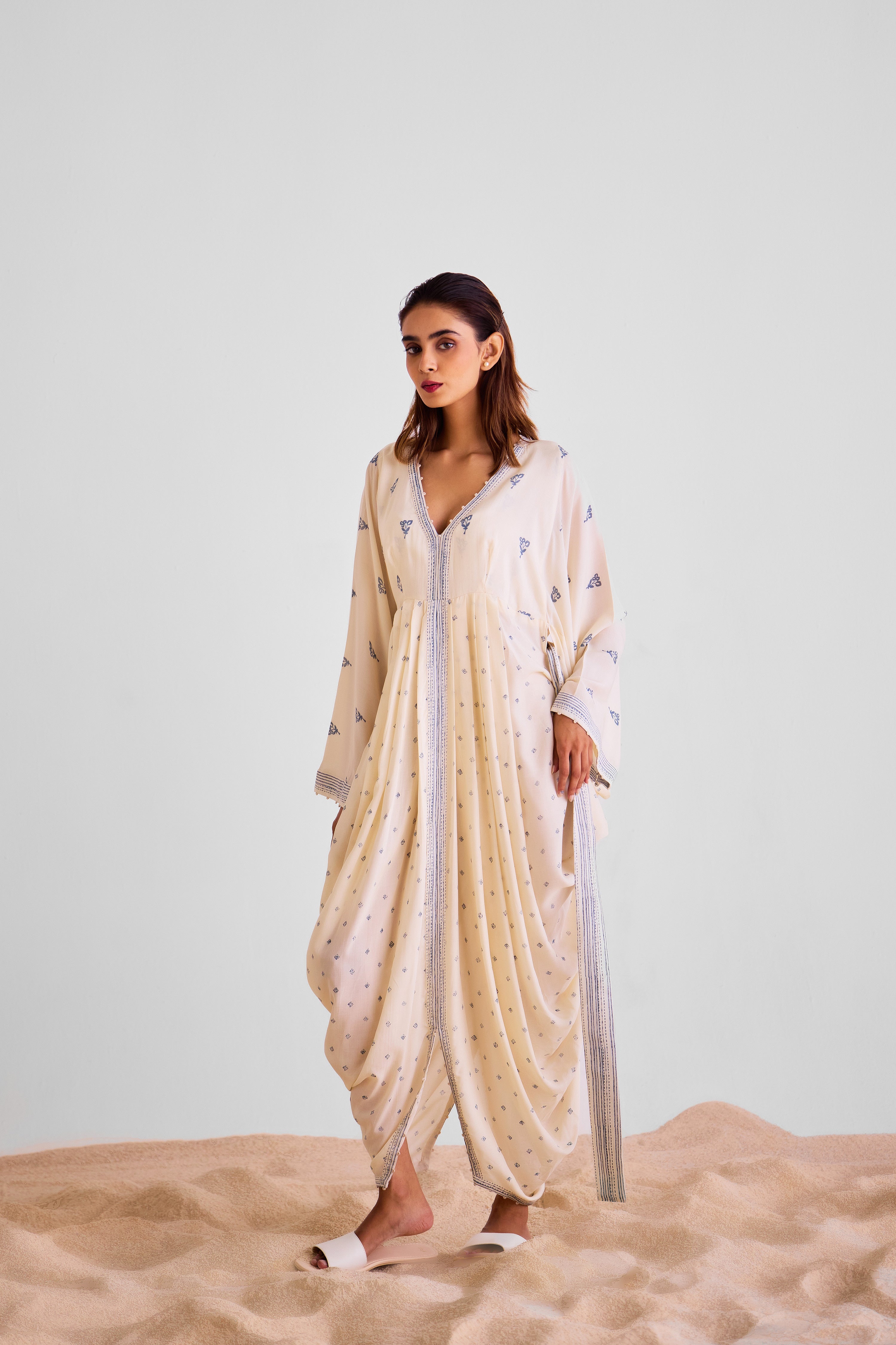 CNC228 - Off white kaftan with belt and scarf set