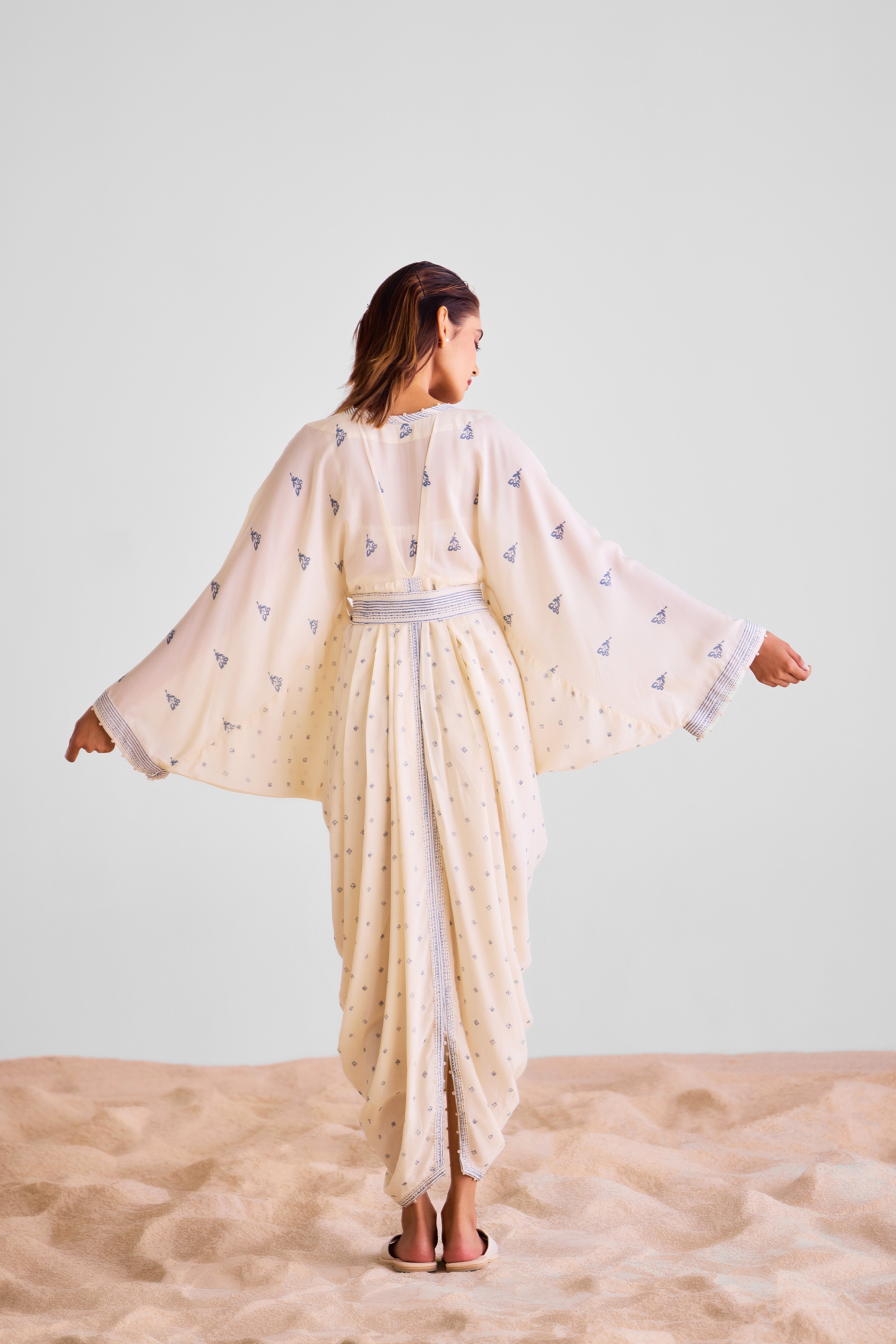 CNC228 - Off white kaftan with belt and scarf set
