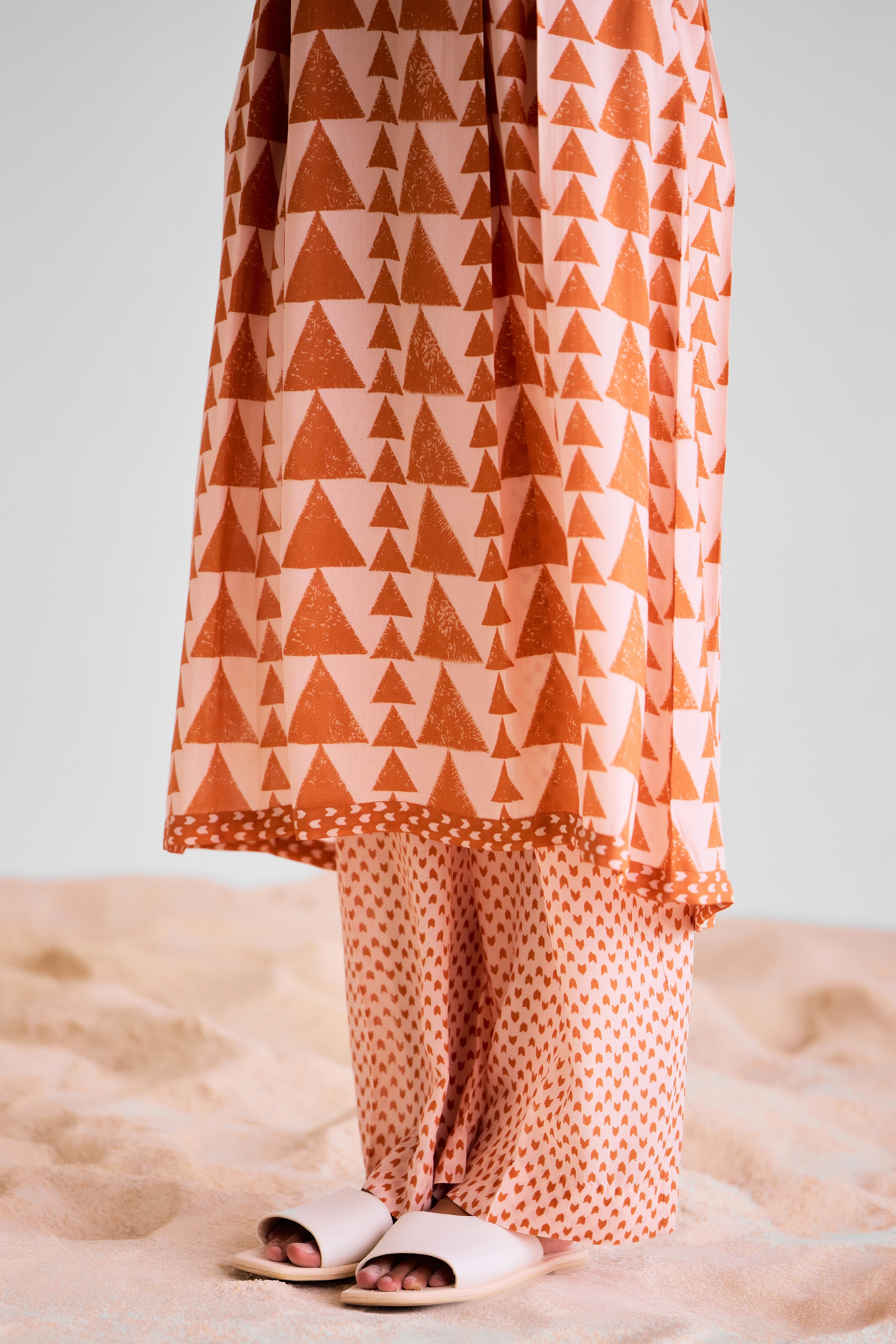 CNC230 - Peach and rust orange kurta set