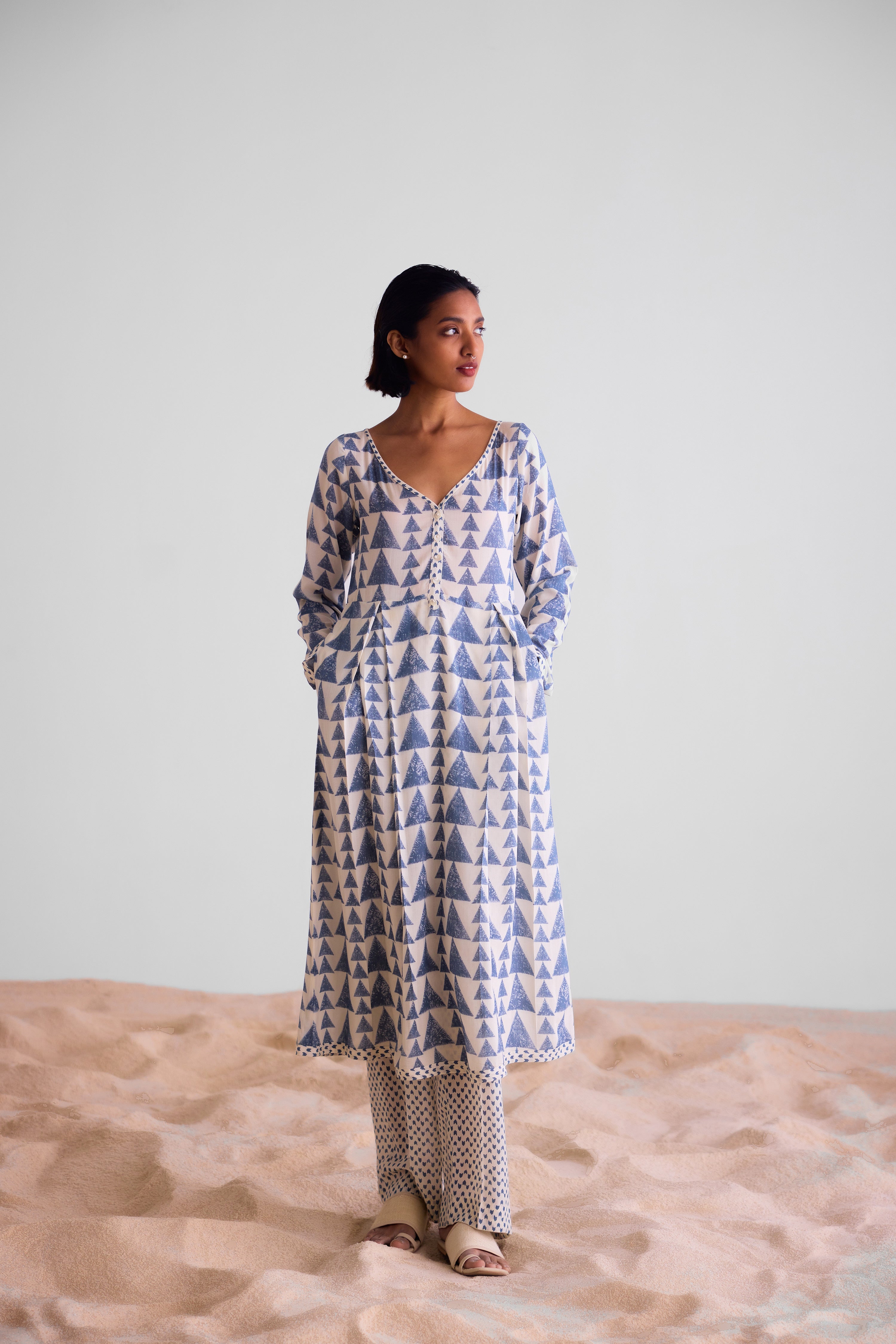 CNC231 - Off-white and blue kurta set.