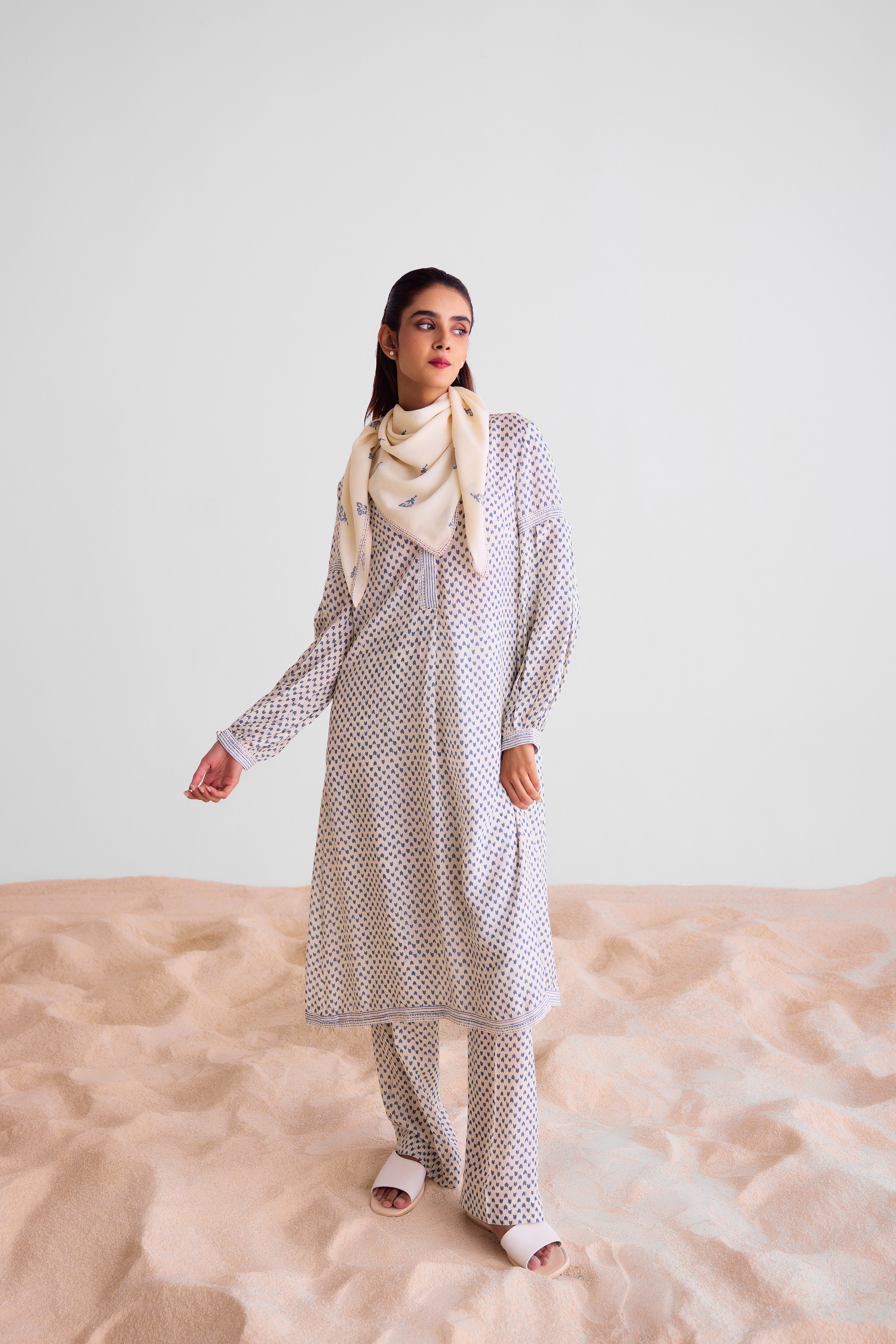 CNC234 - Off-white kurta set