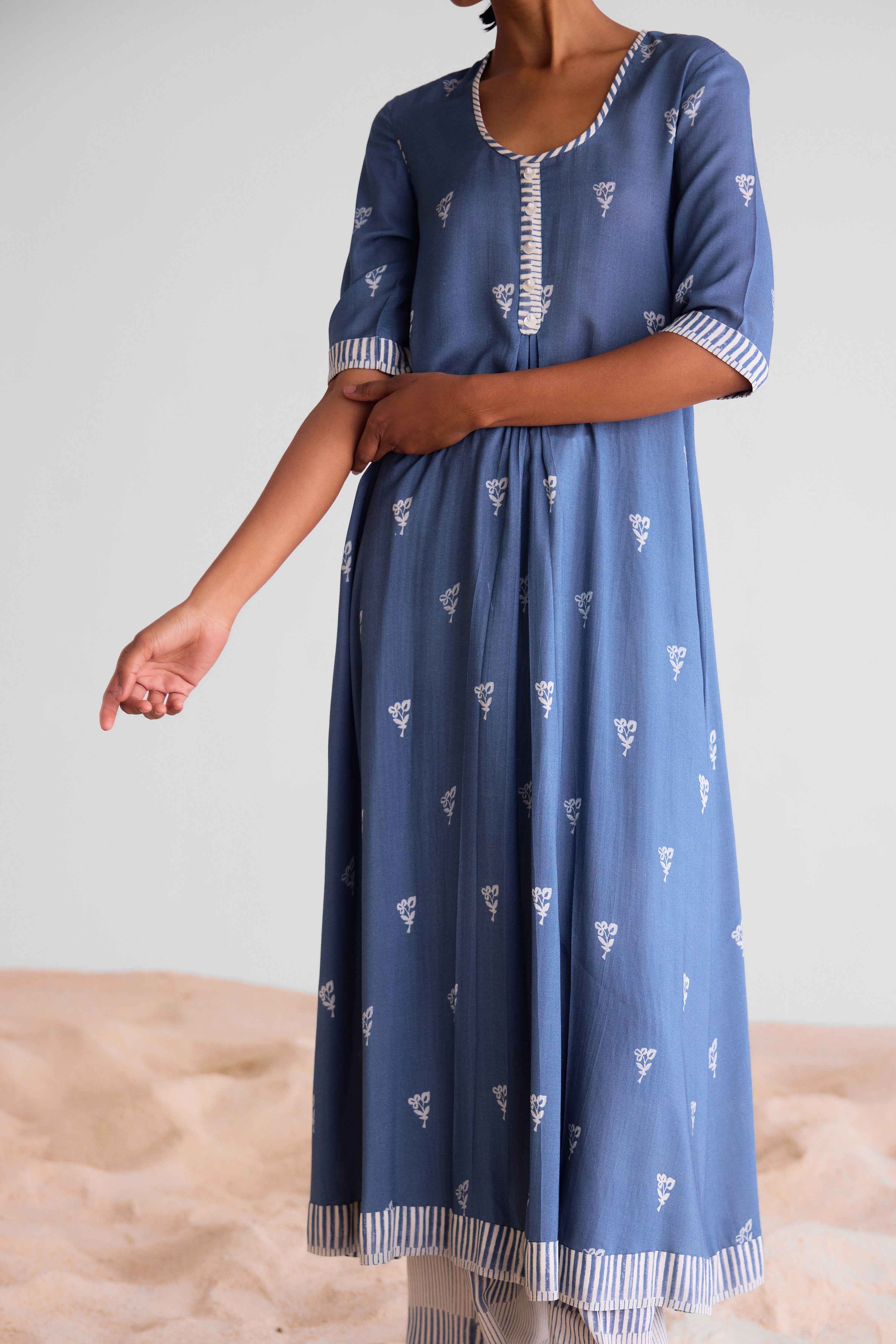 CNC235 - Blue grey & off-white kurta set