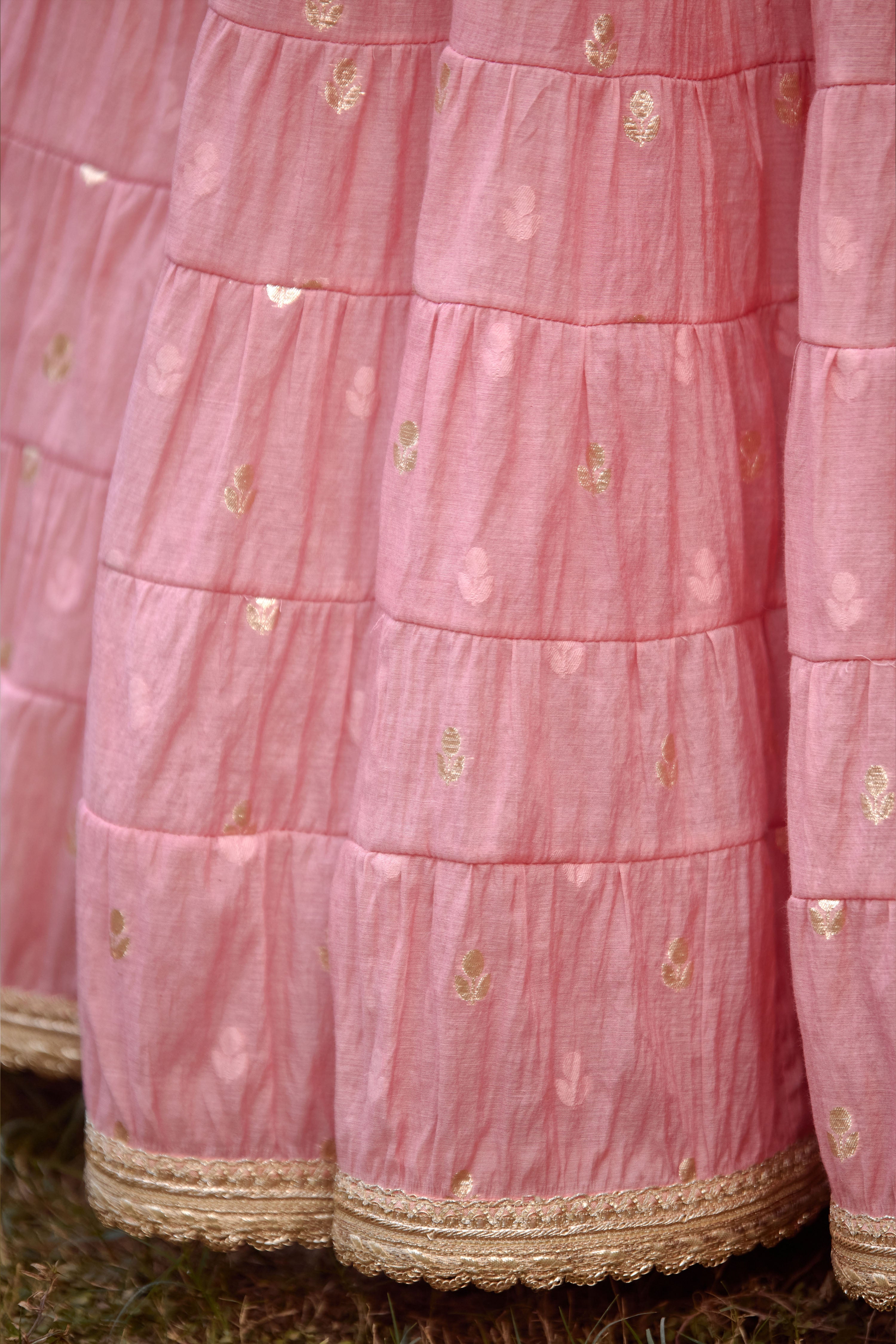 Coral Pink Organza Saree Set- close view