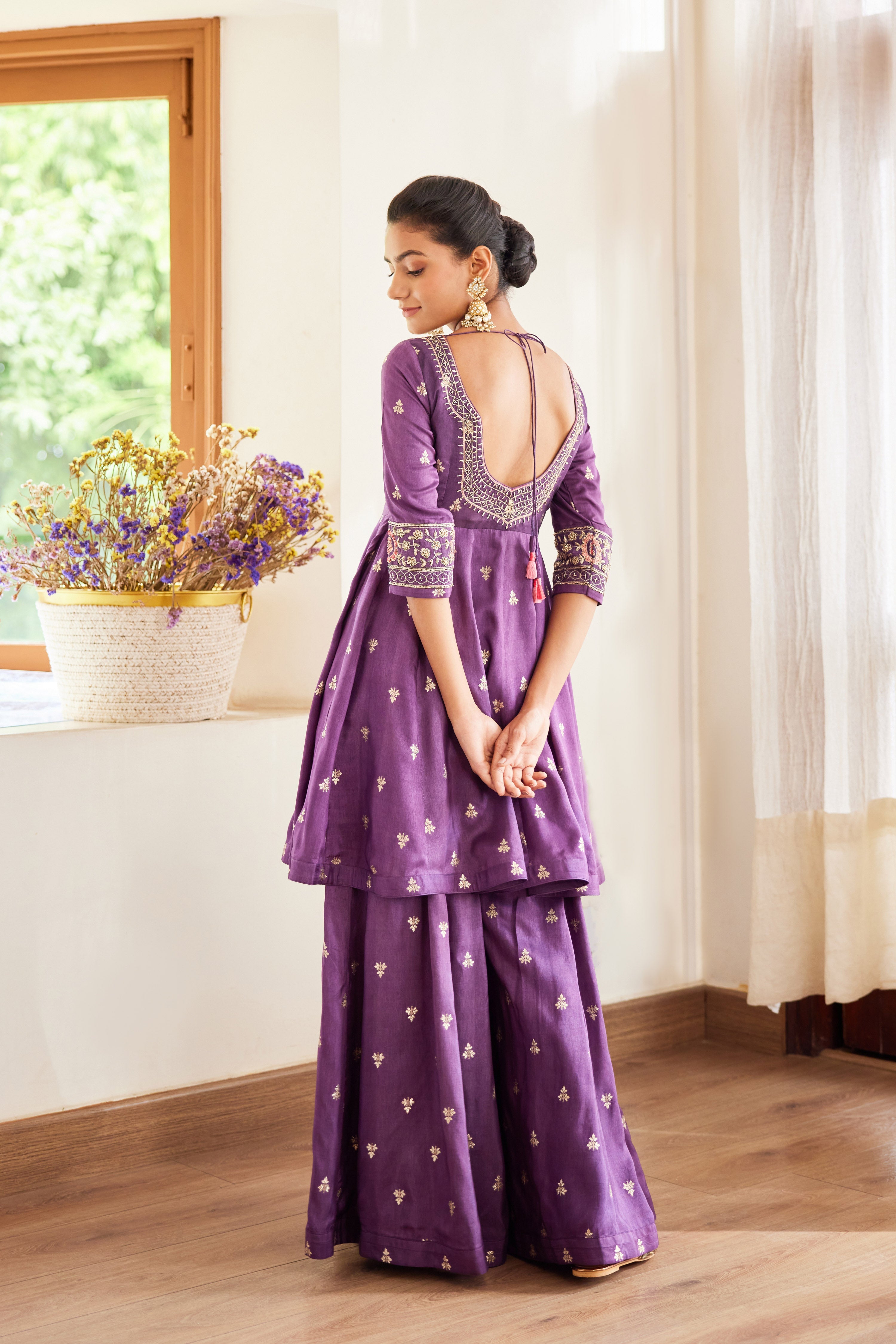 Wine Sharara Set.
