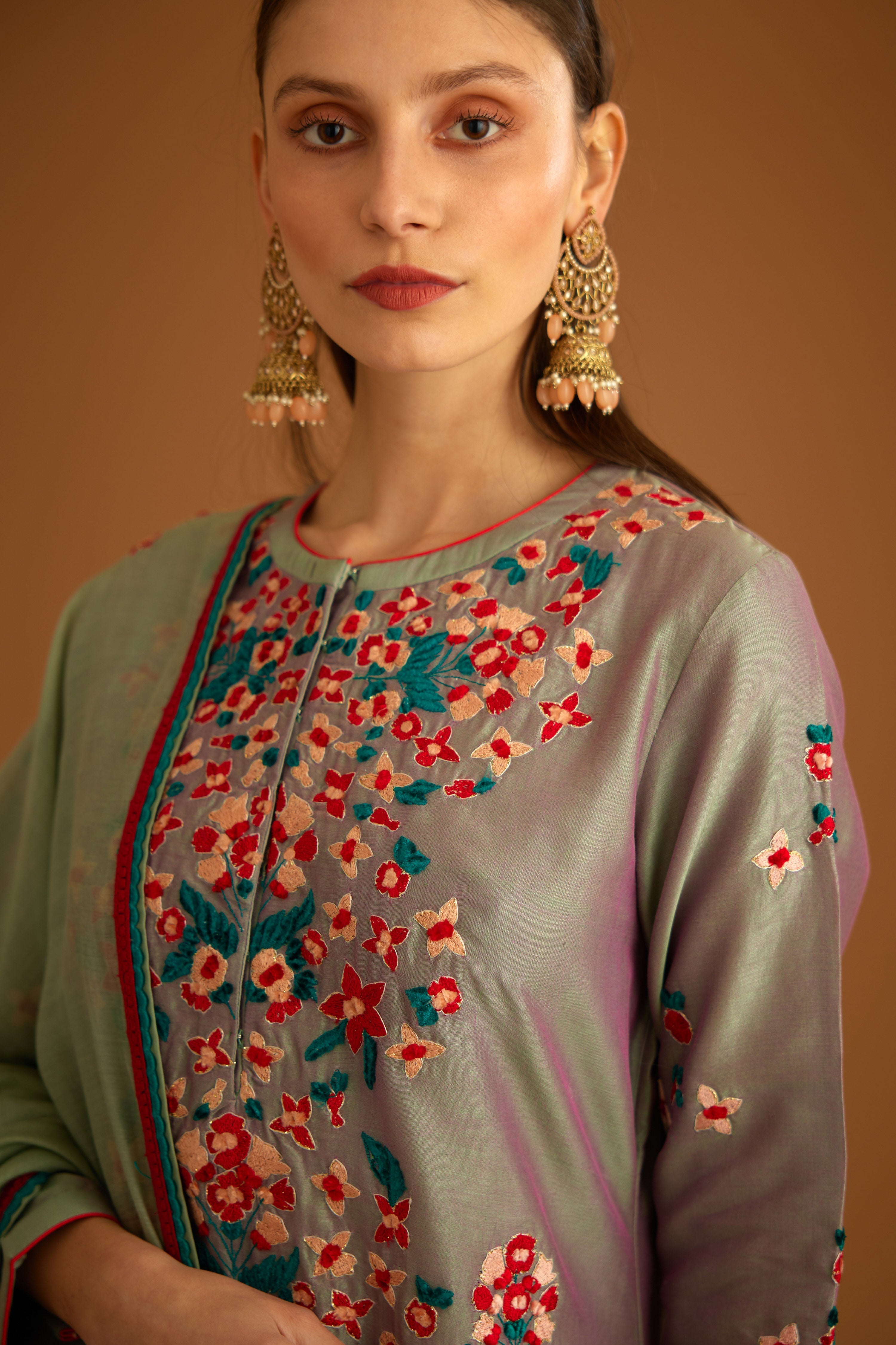 Grey-Green Kurta Set- close view