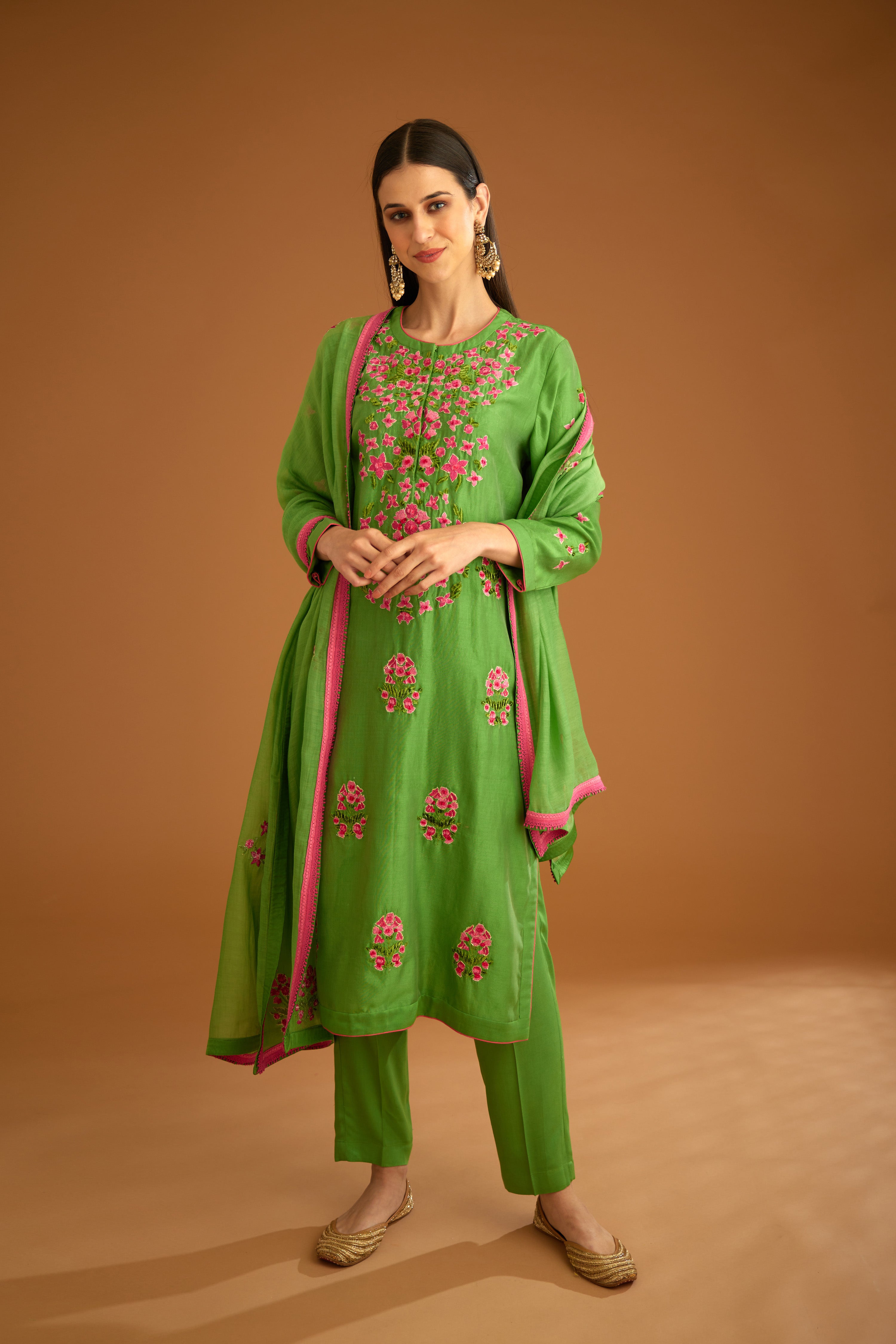 Anchor Embroidered Chanderi Kurta Set- front view