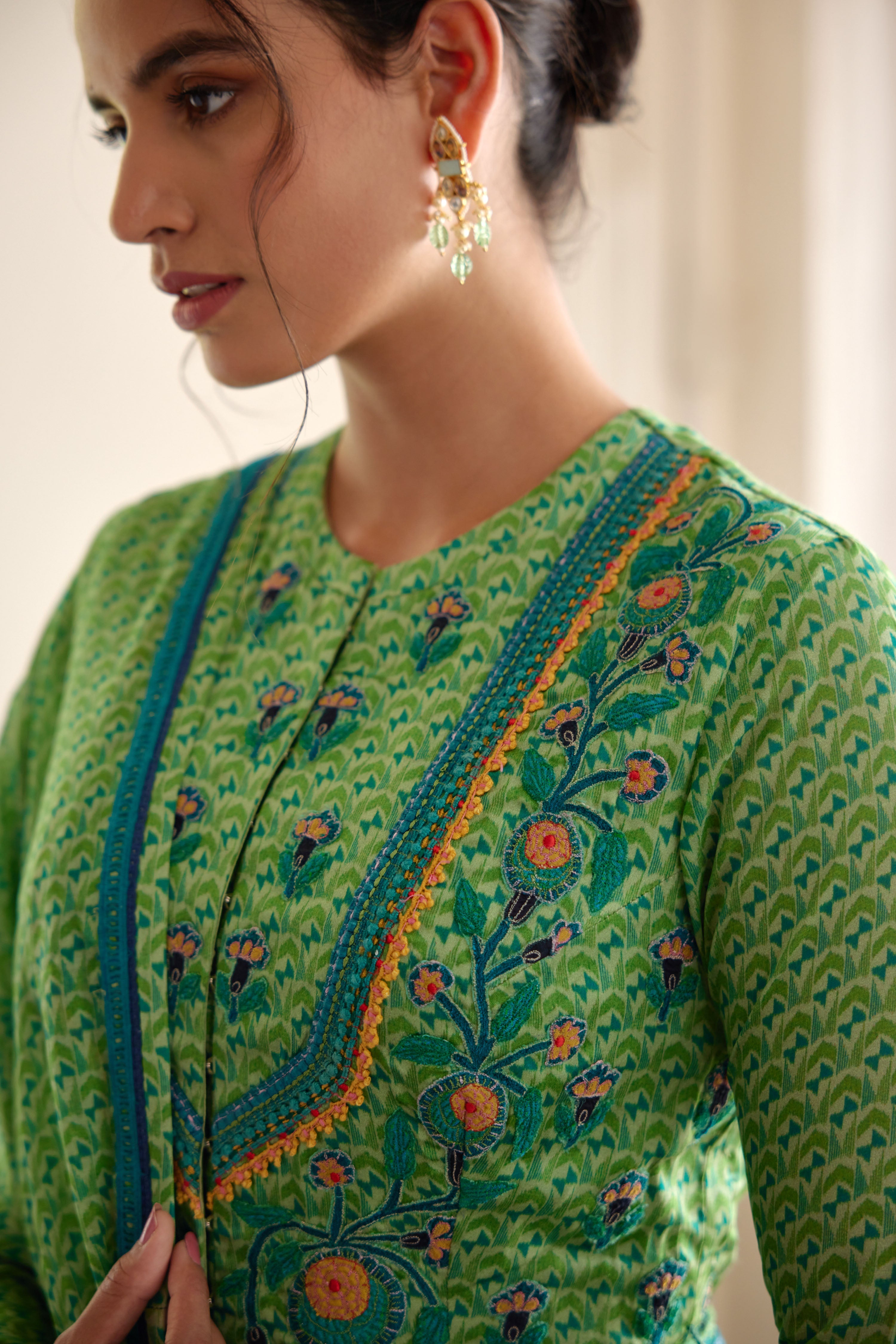 Flat Chiffon Green Anarkali Set- close view