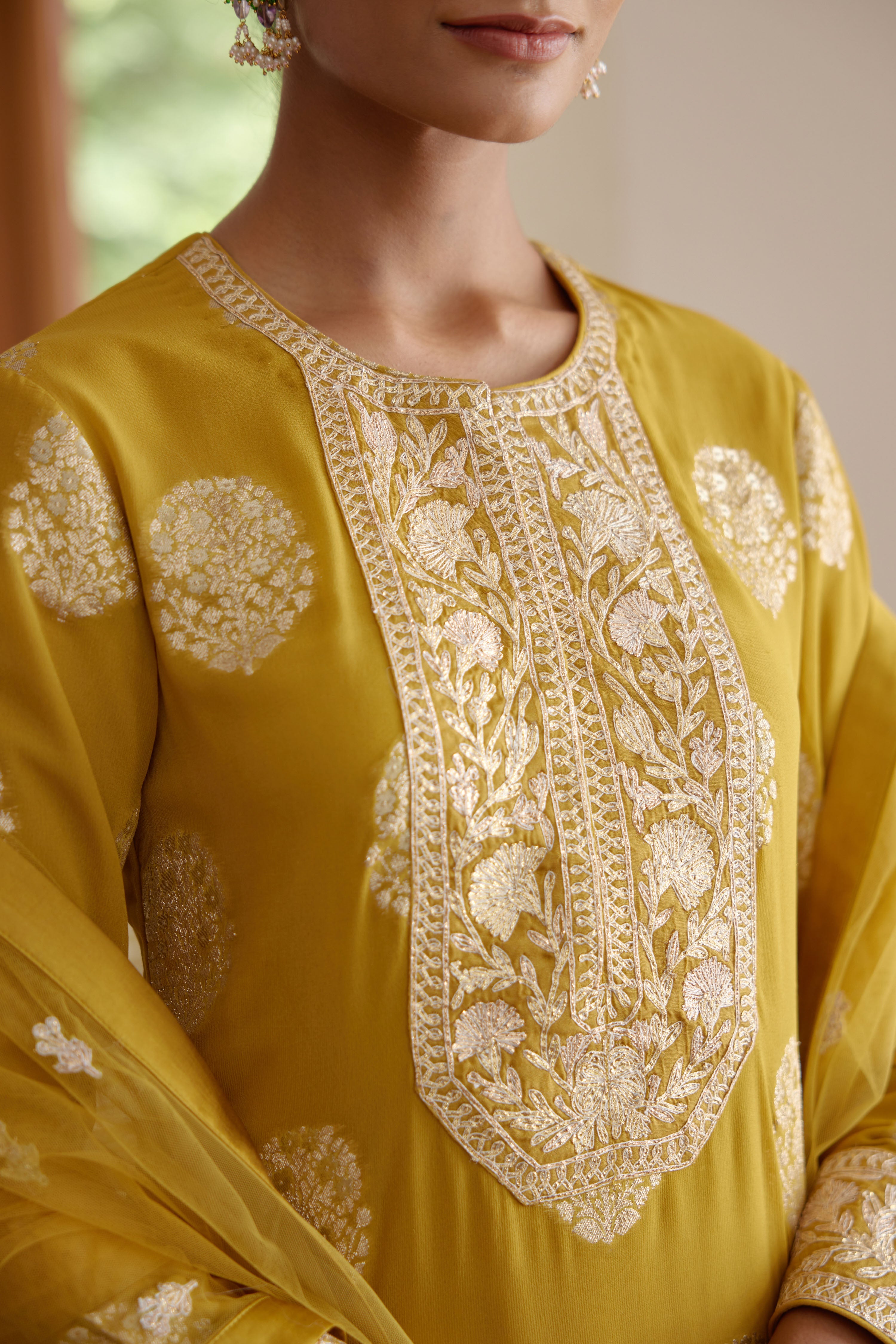 Mehendi Green Kurta Set.