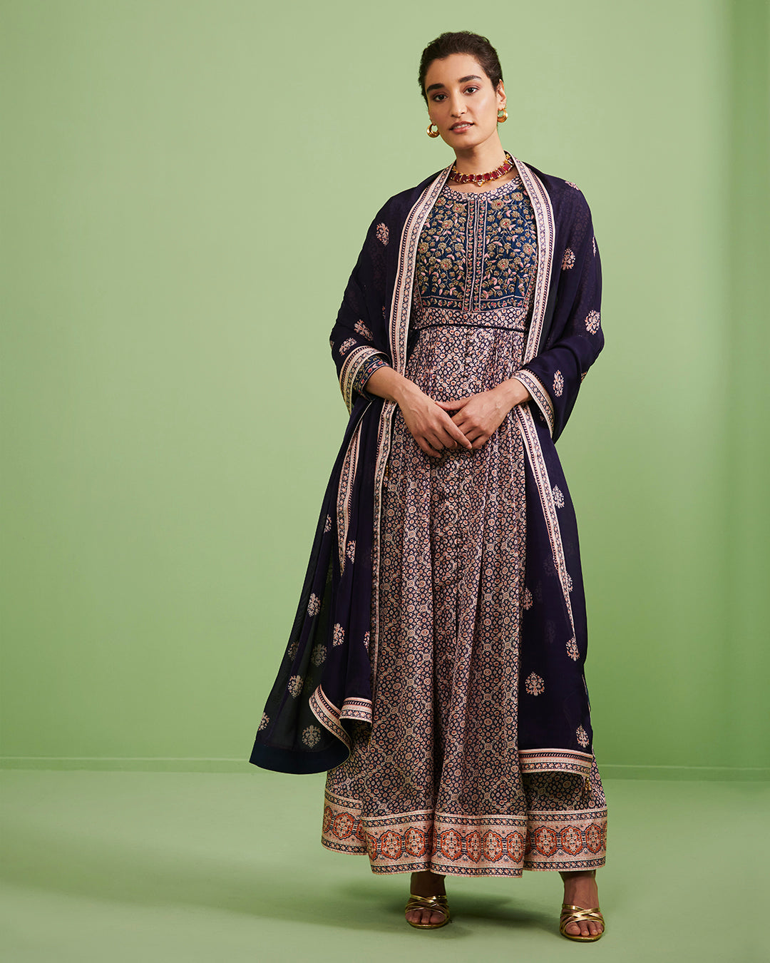 Zardozi Embroidered Printed Kurta / front view